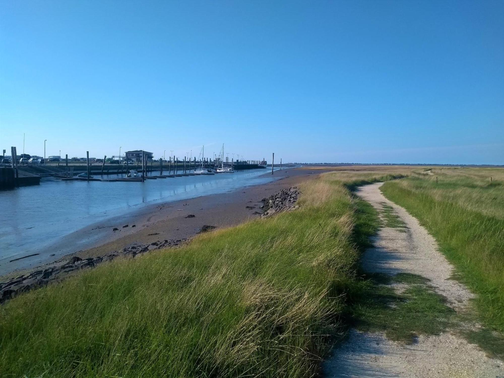 Drei-Insel-Blick Nessmersiel Exterior foto